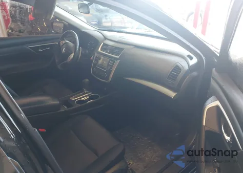 2017 Nissan Altima 2.5 Sr z USA, uszkodzony, nr VIN 1N4AL3AP4HC491228